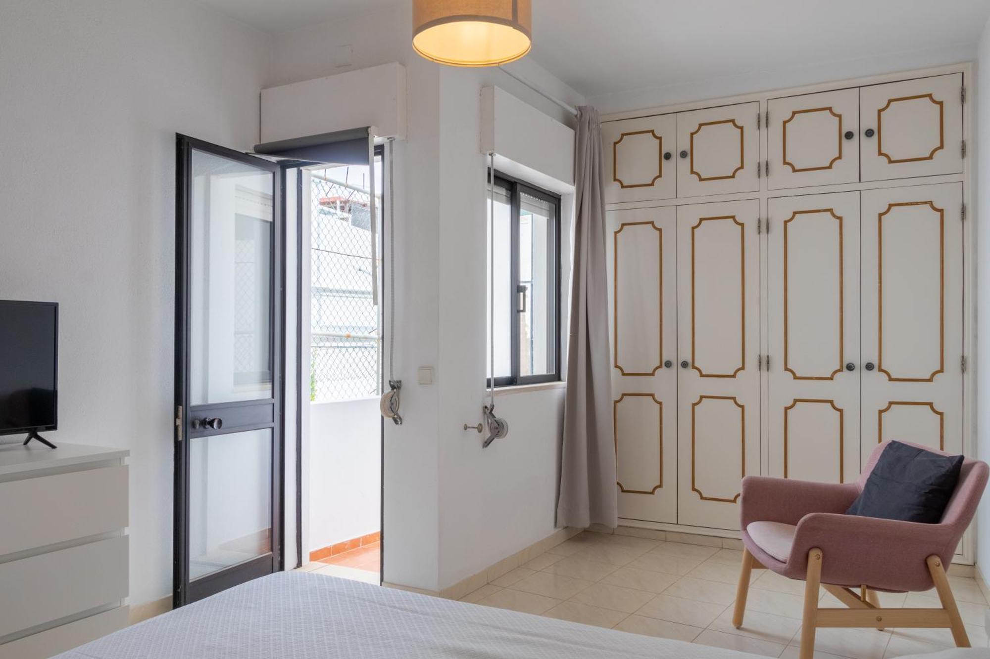 Blife Martinya House - Private Rooms And Apartments Ольян Экстерьер фото