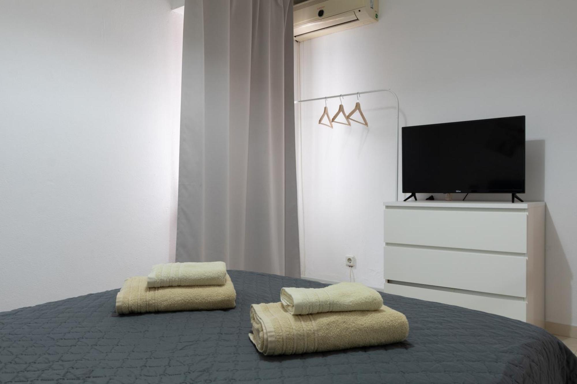 Blife Martinya House - Private Rooms And Apartments Ольян Экстерьер фото