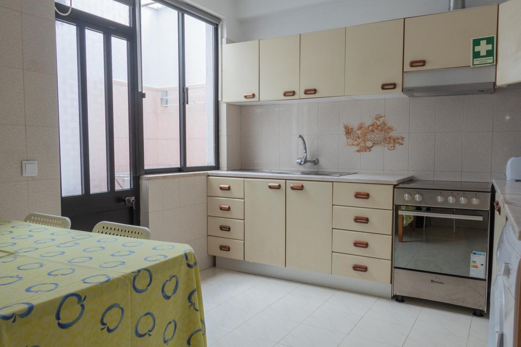 Blife Martinya House - Private Rooms And Apartments Ольян Экстерьер фото